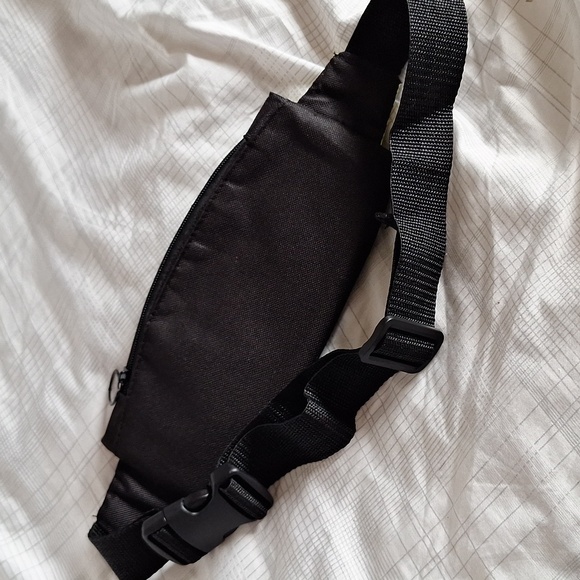 Ole Smoky Moonshine Tie Dye Fanny Pack - Picture 4 of 7